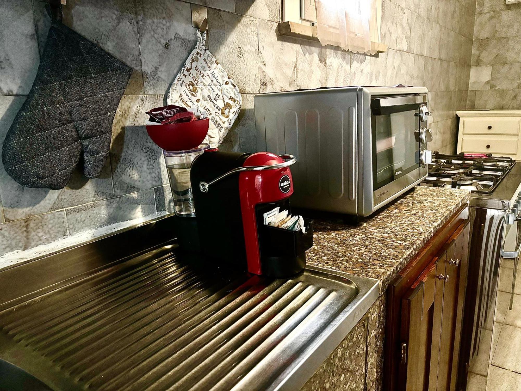 La Maison De Famille Appartamento Indipendente Con Cucina E Lavatrice أولبيا المظهر الخارجي الصورة